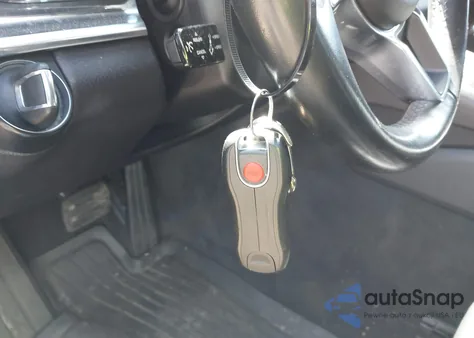 2017 Porsche Panamera 4 z USA, uszkodzony, nr VIN WP0AA2A73HL100810